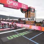 Giro 102 – Vittoria con delitto ad Orbetello, domani l’arrivo a Frascati