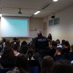 Il biennio del Liceo Peano incontra la Polizia Postale – Non è un fermo, è prevenzione